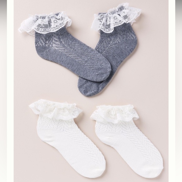 Anthropologie Accessories - Anthropologie NWT Set of Two Pairs Lace Ruffle Socks White Gray NEW